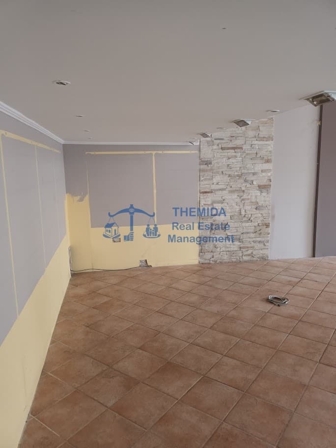 Retail Store in Eptalofos, Ampelokipoi — Photo 15 of 26