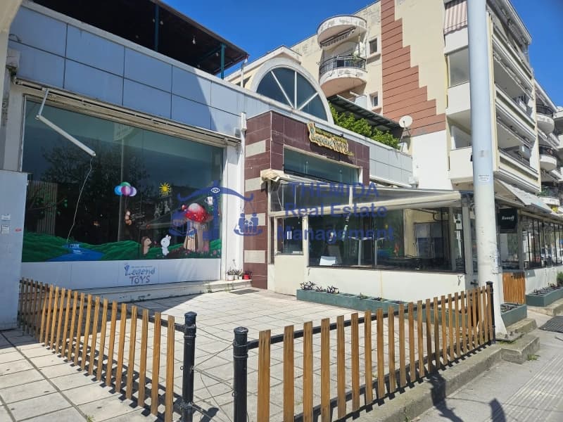 Retail Store in Abelones, Stavroupoli — Photo 1 of 2