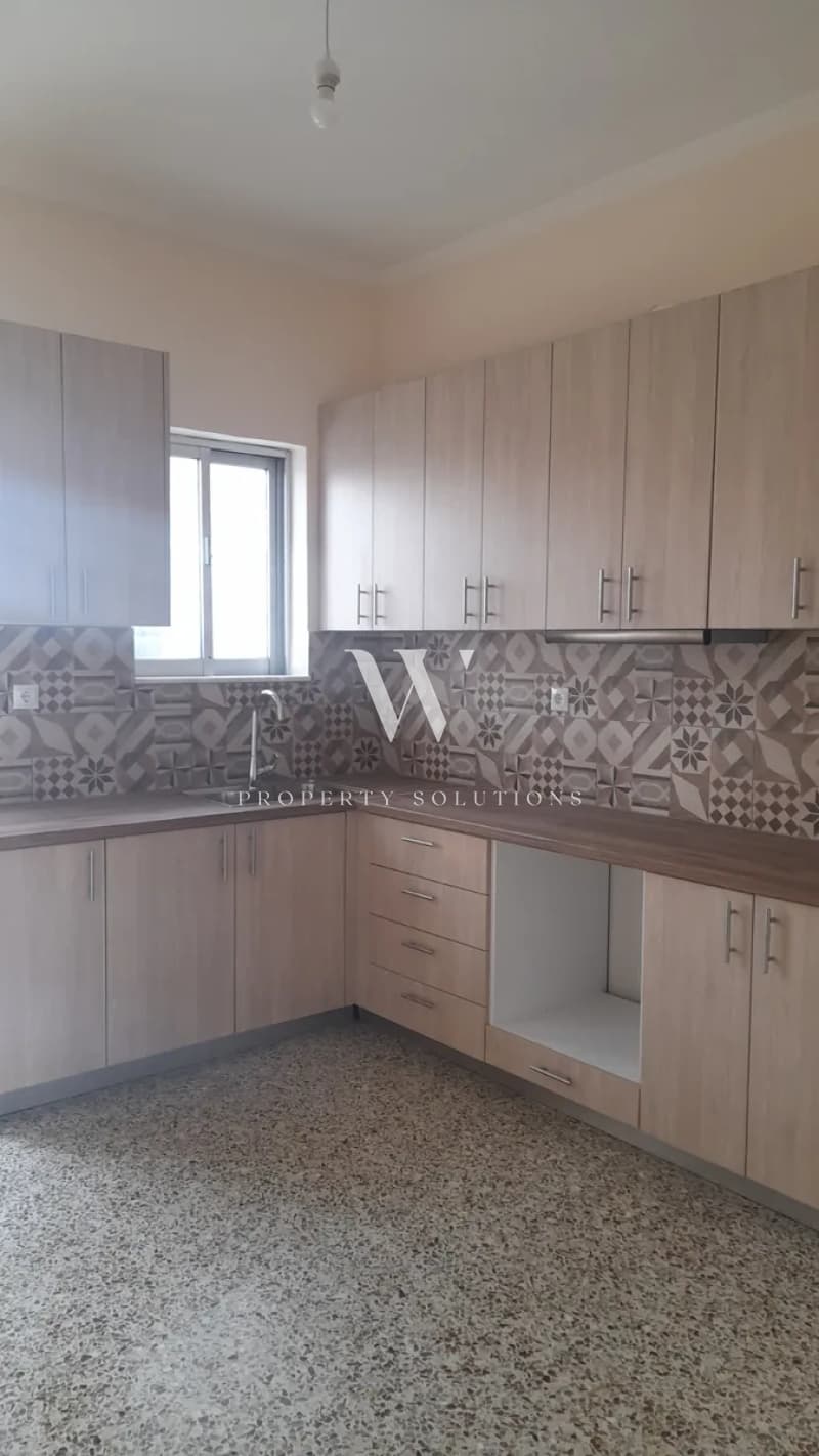 Apartment in Micheli, Ilion — Photo 2 of 11