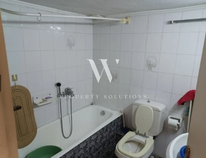 Apartment in Center, Moschato — Photo 4 of 4