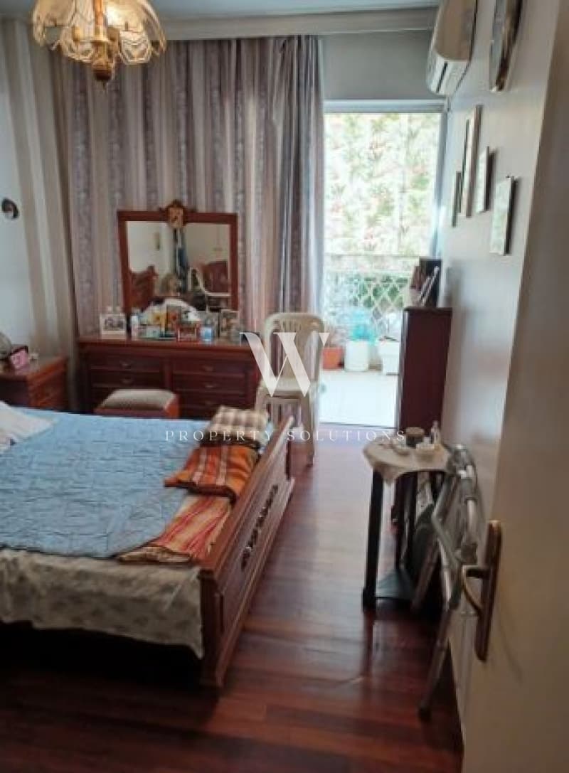 Apartment in Center, Moschato — Photo 3 of 4