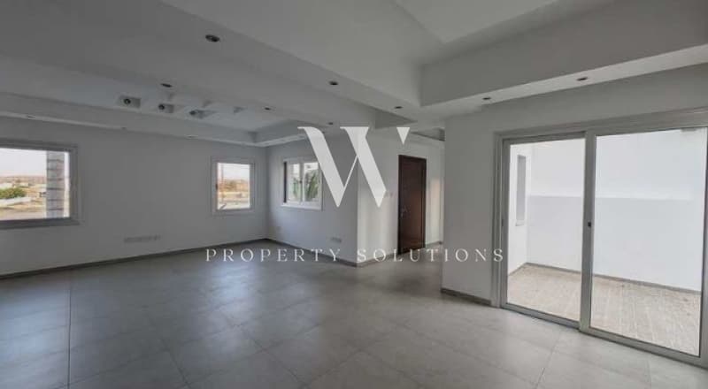 Apartment in Neo Faliro, Piraeus — Photo 1 of 3