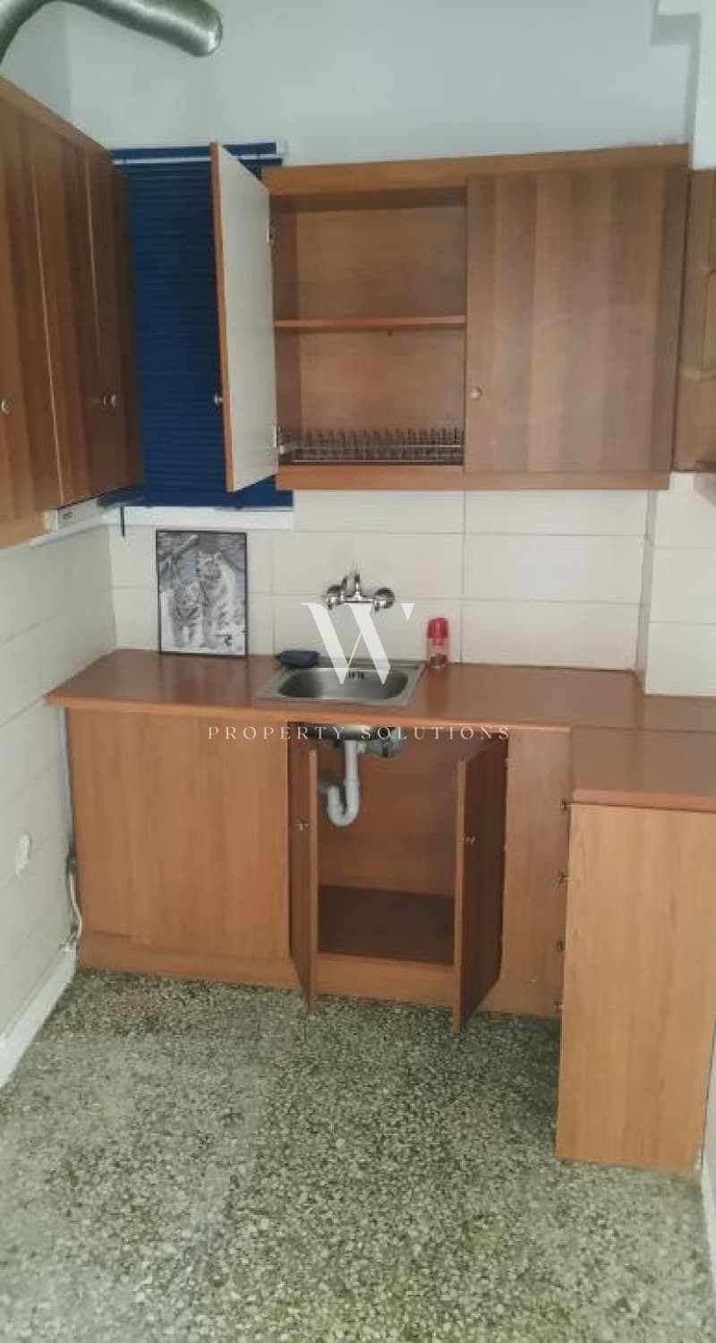 Apartment in Maniatika, Piraeus — Photo 3 of 11