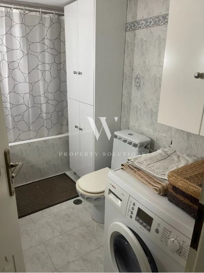 Apartment in Center, Ilion — Photo 19 of 23