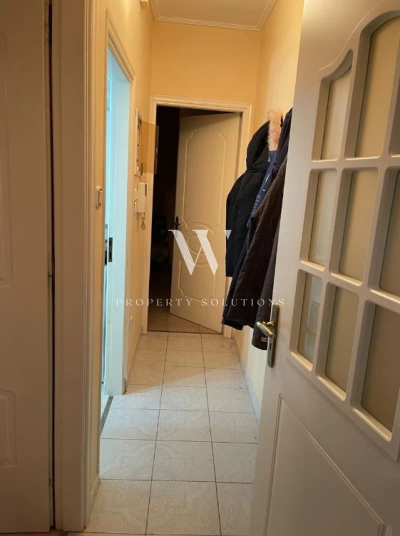 Apartment in Center, Ilion — Photo 8 of 23