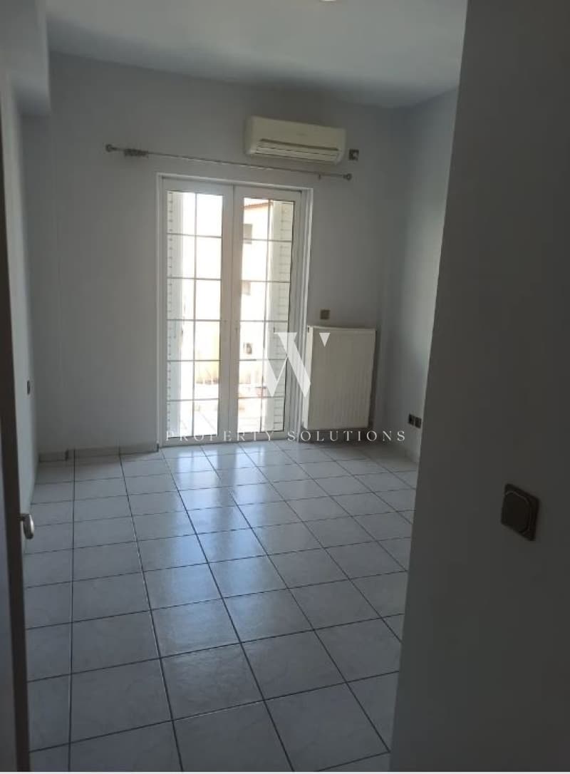 Apartment in Tampouria, Nikaia — Photo 12 of 16