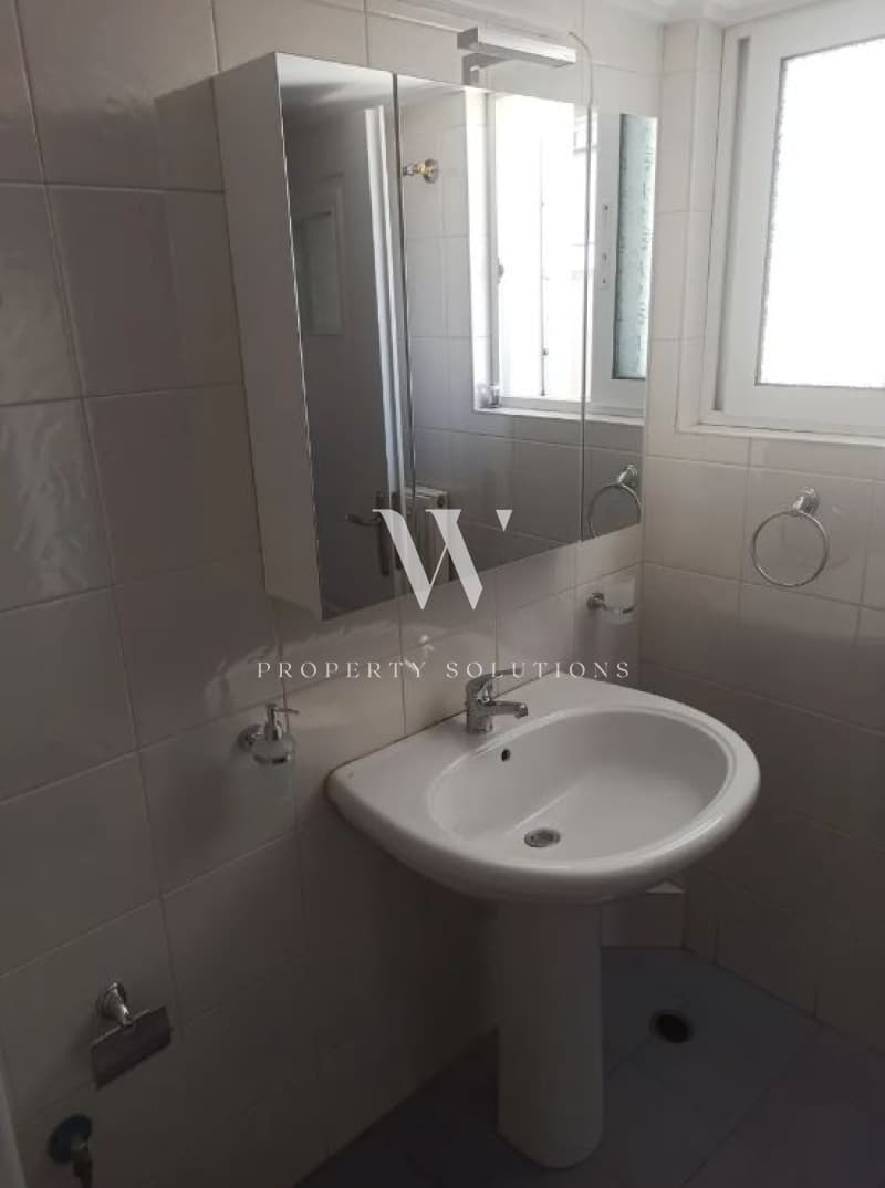 Apartment in Tampouria, Nikaia — Photo 13 of 16