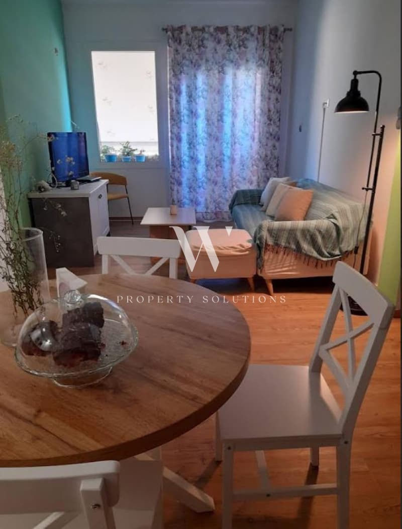 Apartment in akadimia Platonos, Kolonos - Kolokinthous — Photo 2 of 12