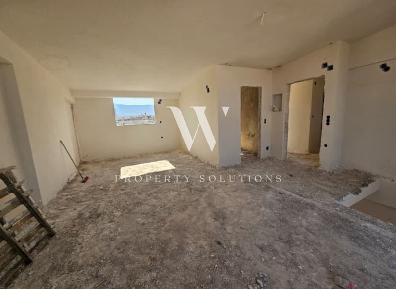 Apartment in Center, Moschato — Photo 6 of 11