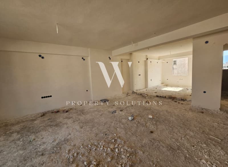 Apartment in Center, Moschato — Photo 3 of 11