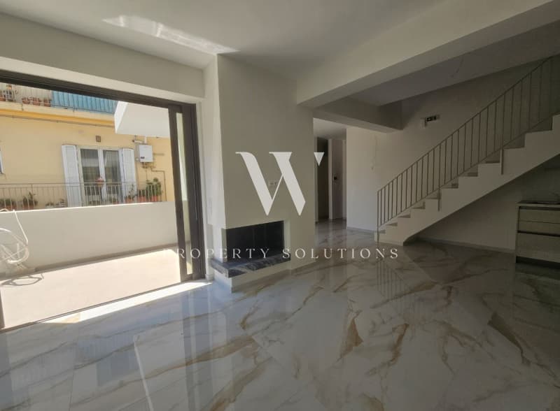 House in Plateia Ntavari, Palaio Faliro — Photo 1 of 22