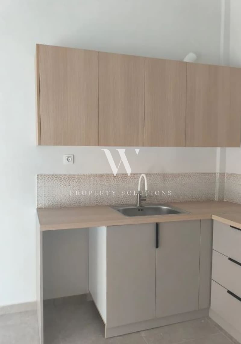 Apartment in Center, Dafni — Photo 5 of 14