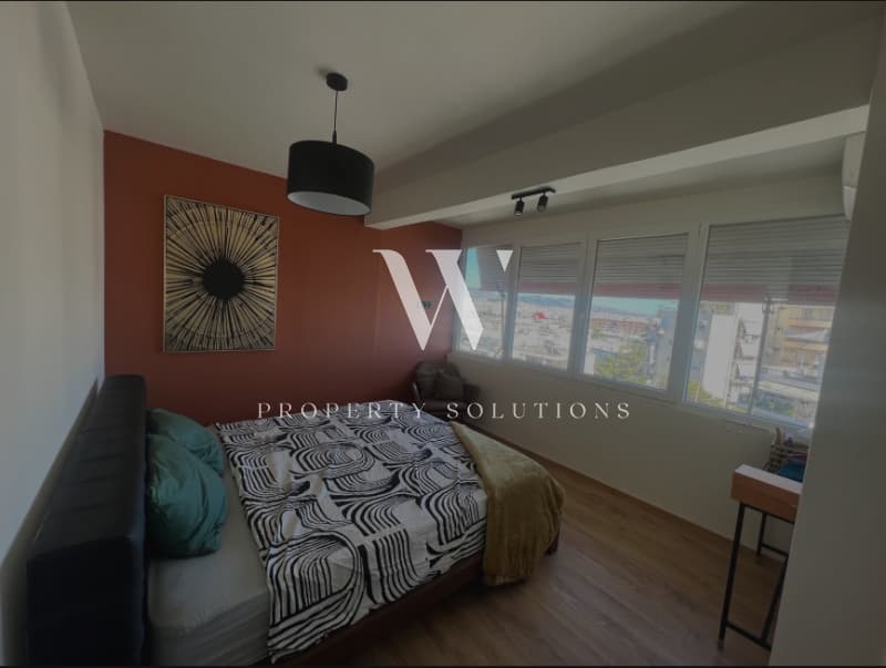 Apartment in Agios Fanourios, Drapetsona — Photo 1 of 12