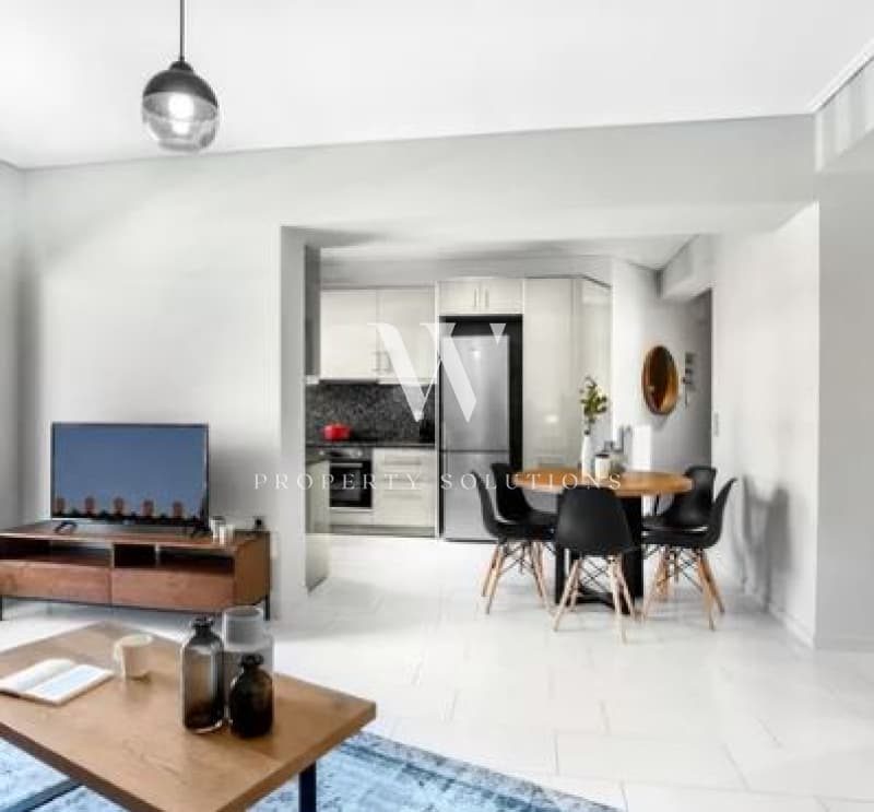 Apartment in Tzitzifies, Moschato — Photo 1 of 4