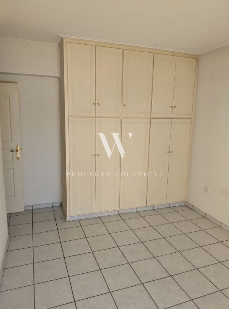 Apartment in Chatzikiriakeio, Piraeus — Photo 9 of 21