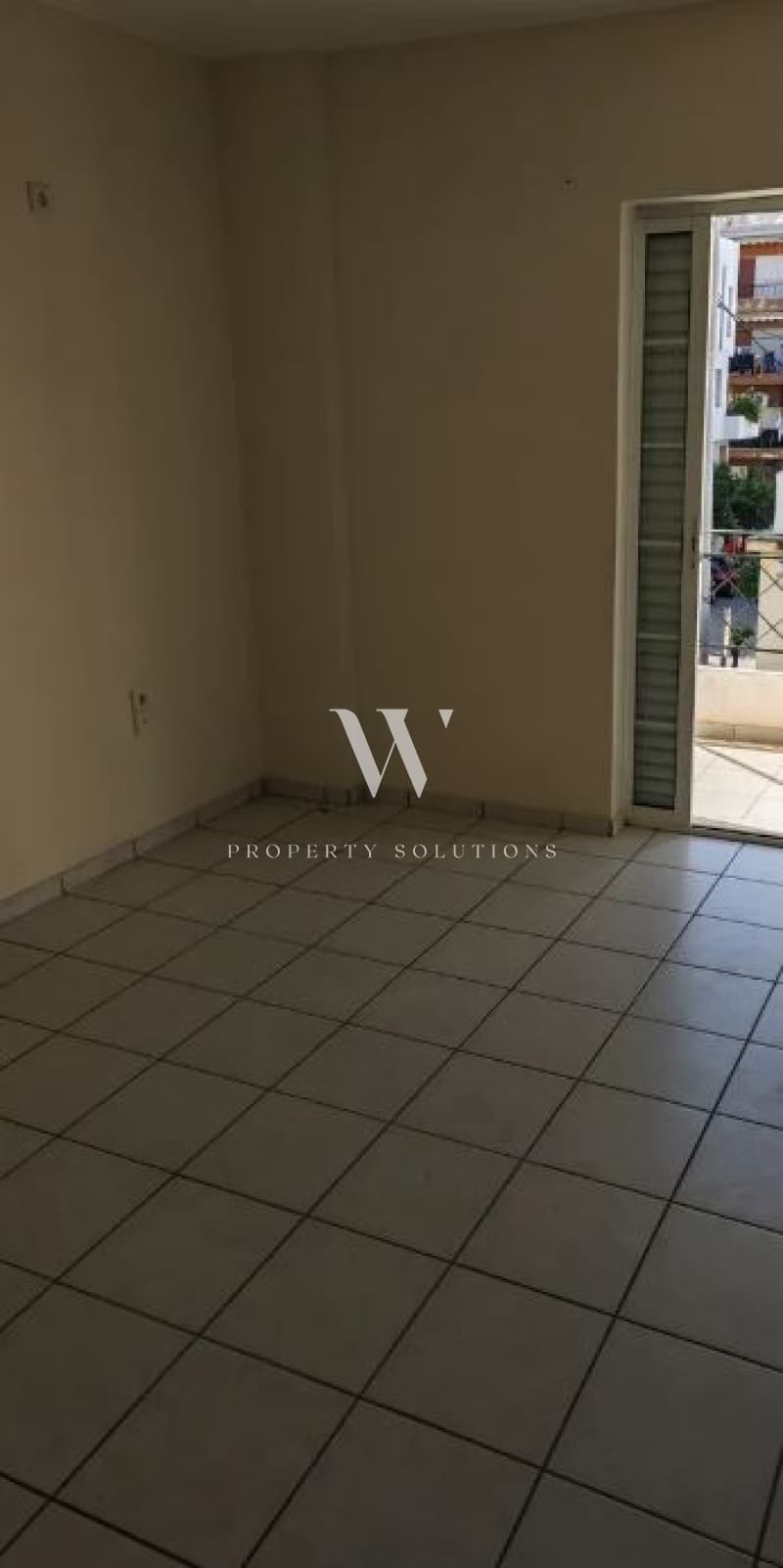 Apartment in Chatzikiriakeio, Piraeus — Photo 2 of 21