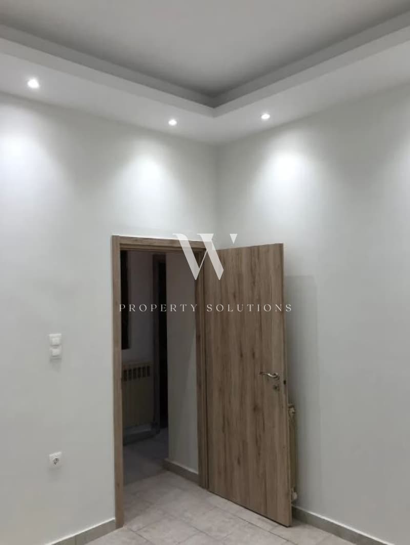 Apartment in Piraiki, Piraeus — Photo 9 of 11