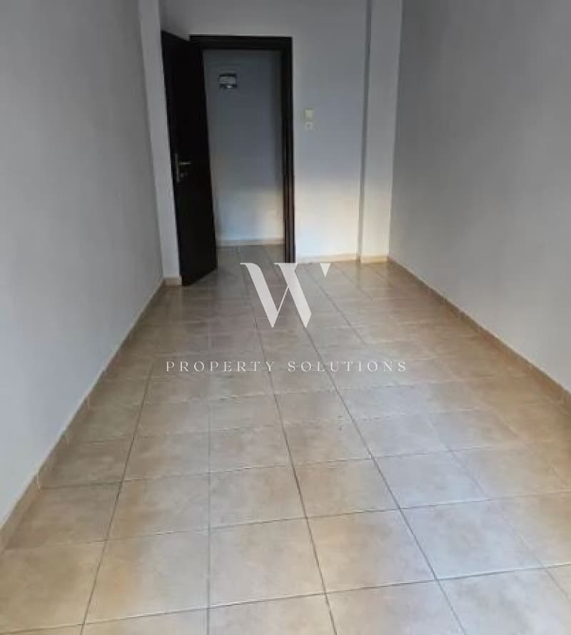 Apartment in Agia Sofia, Piraeus — Photo 2 of 3