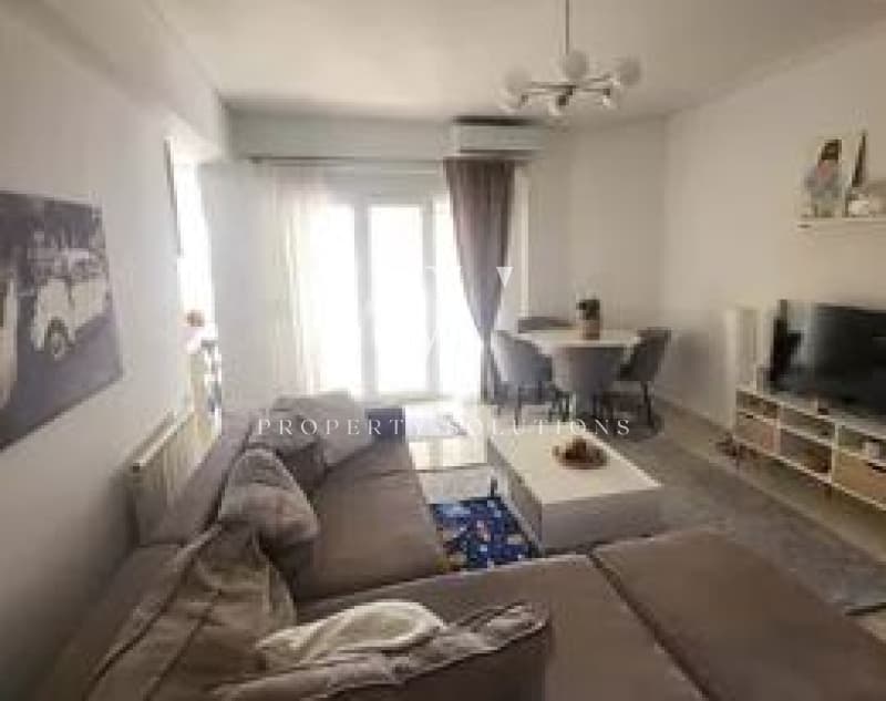Apartment in Center, Piraeus — Photo 1 of 3