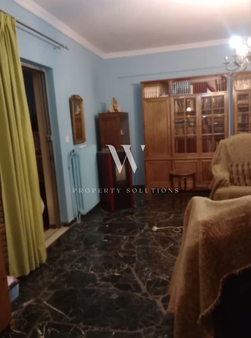 Apartment in Neapoli, Nikaia — Photo 1 of 16