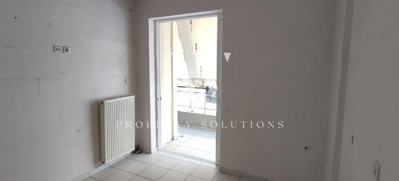 Apartment in Center, Nikaia — Photo 10 of 25