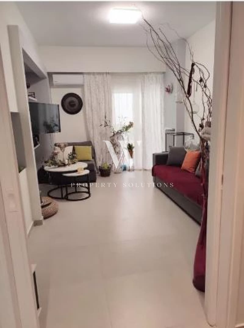 Apartment in Alsos, Nea Smyrni — Photo 1 of 11