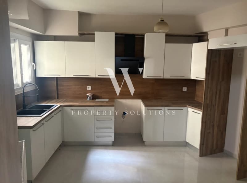 Apartment in Center, Nea Smyrni — Photo 1 of 10