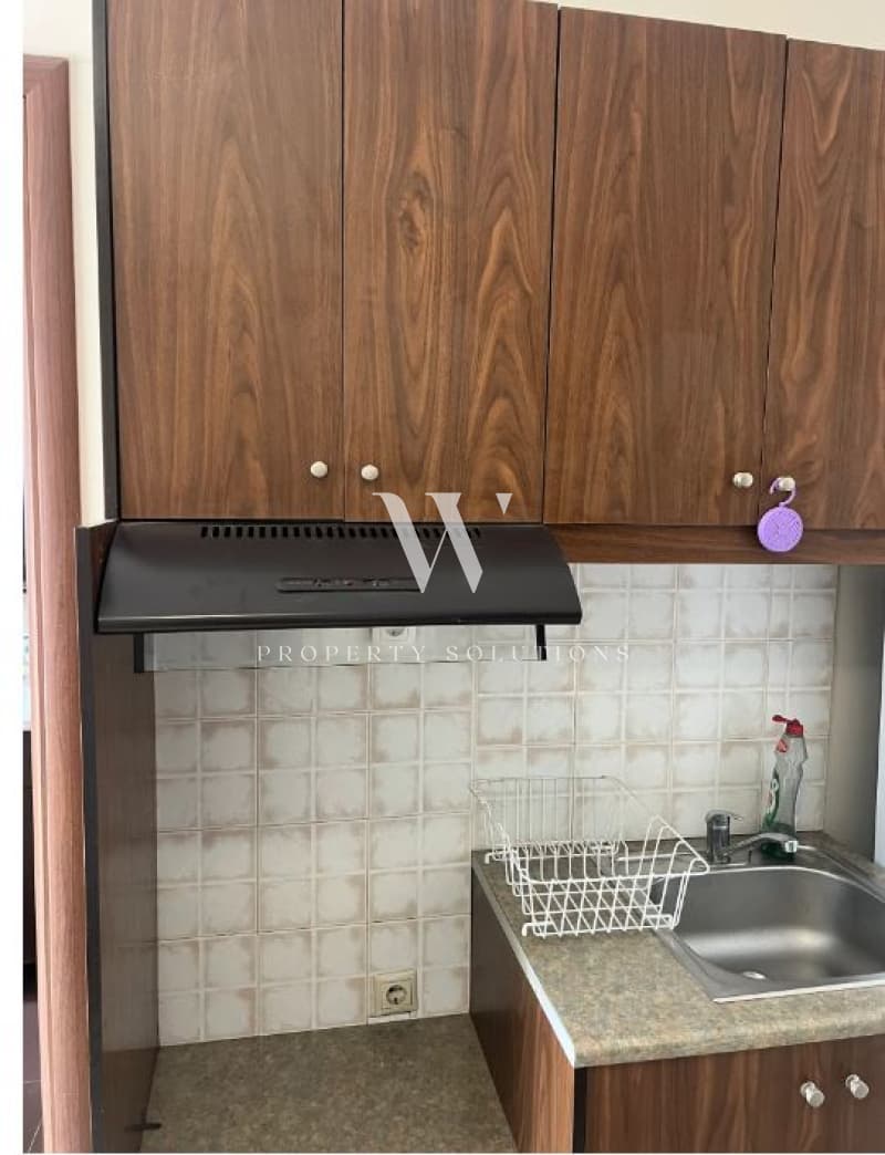 Apartment in Center, Moschato — Photo 3 of 7