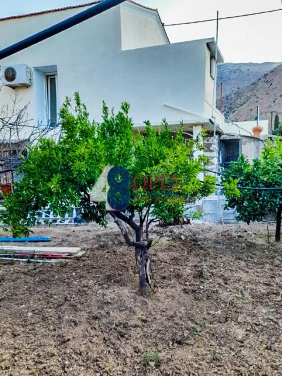 House in Kardamila, Oinousses — Photo 1 of 25