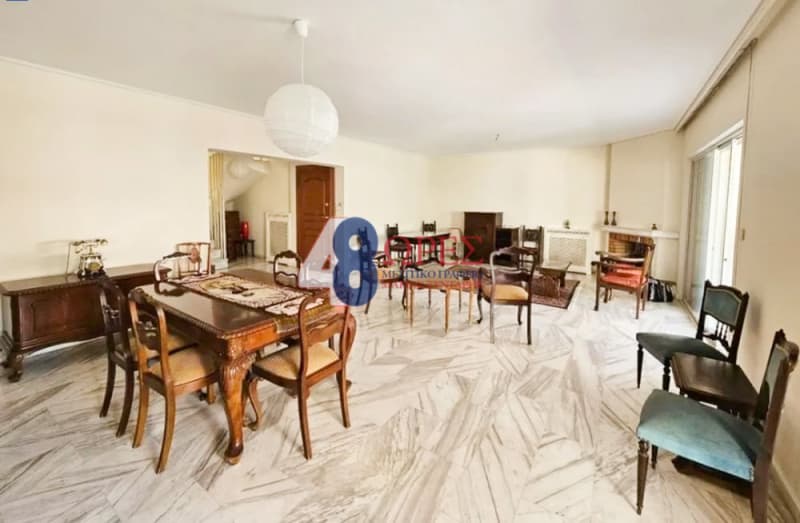House in Center, Nea Smyrni — Photo 1 of 15