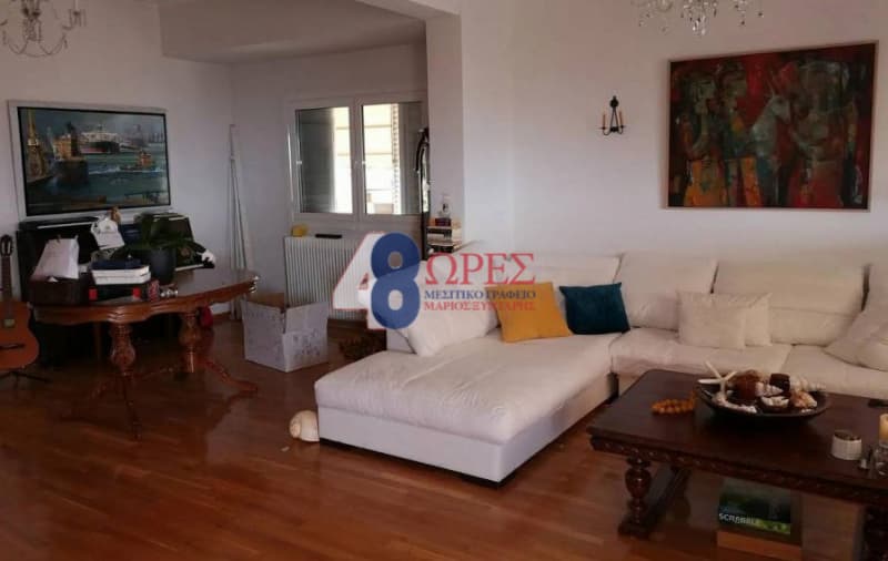 Apartment in Dikigorika, Voula — Photo 1 of 4