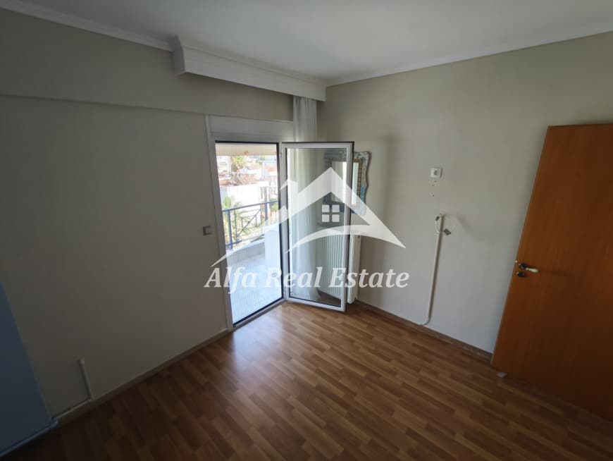 Apartment in Peraia, Peraia — Photo 8 of 22