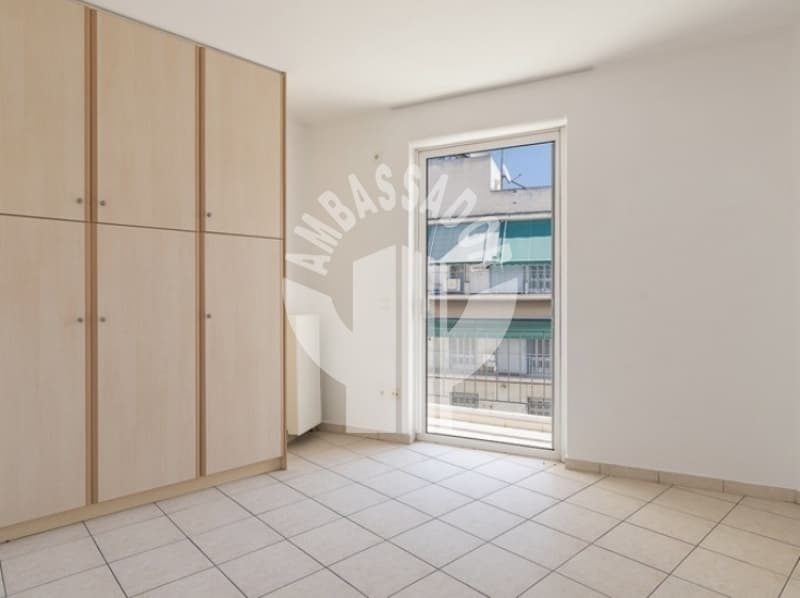 Apartment in Leof. Liosion, Attiki — Photo 3 of 7