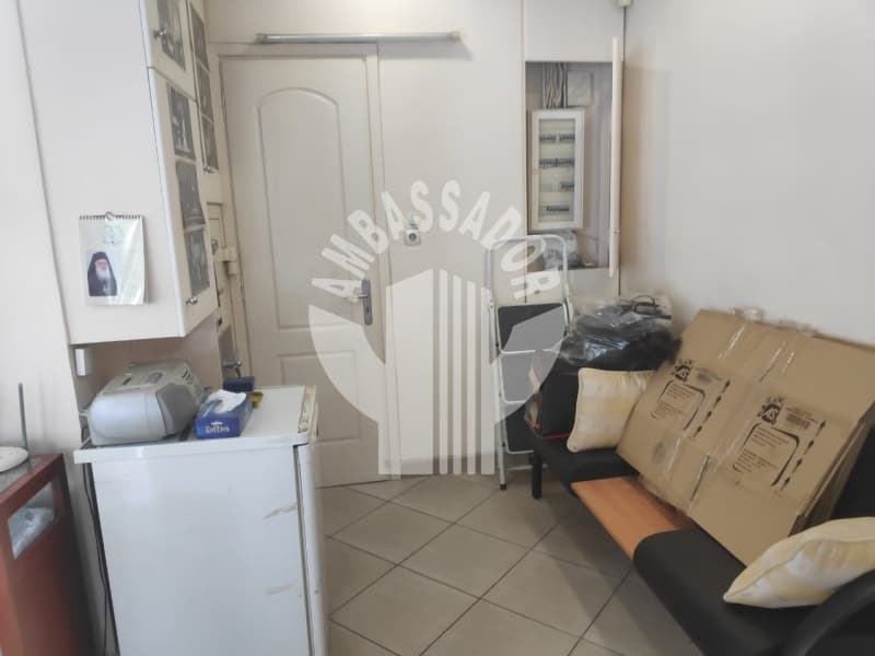 Retail Store in Mouseio, Exarchia - Neapoli — Photo 9 of 10