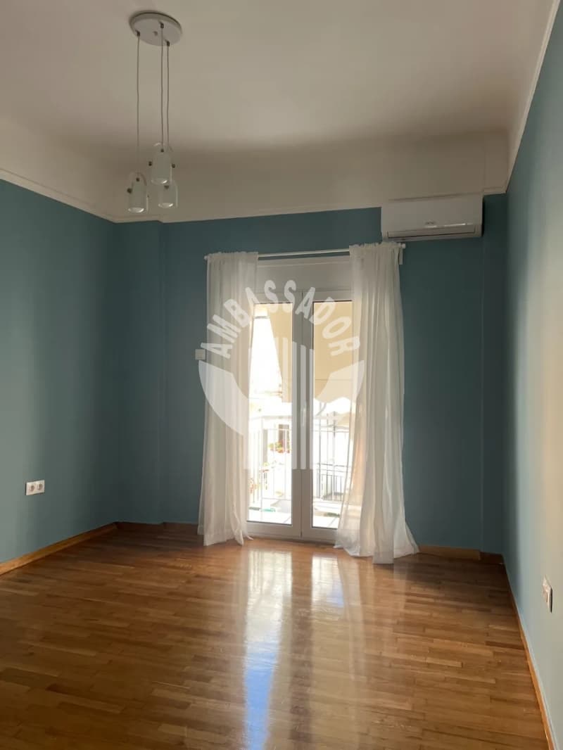 Apartment in Stathmos, Attiki — Photo 13 of 20