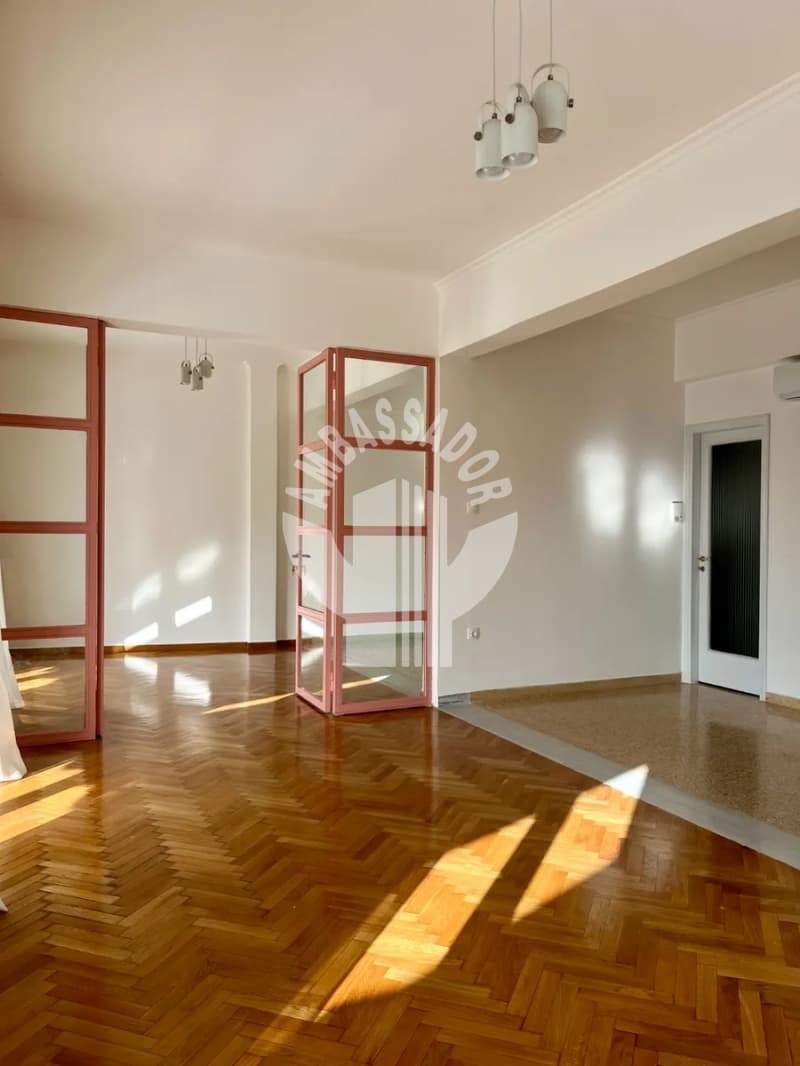 Apartment in Stathmos, Attiki — Photo 3 of 20