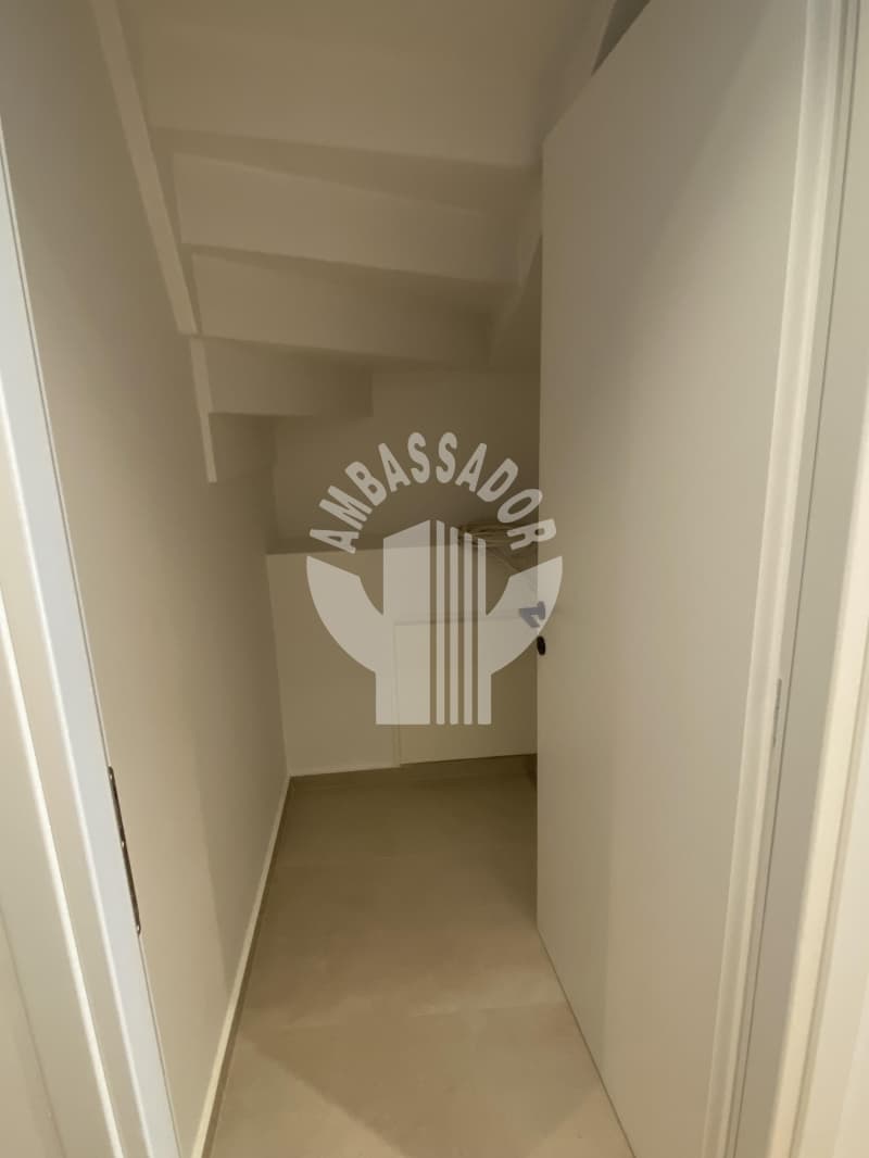 House in Panionia, Glyfada — Photo 15 of 30