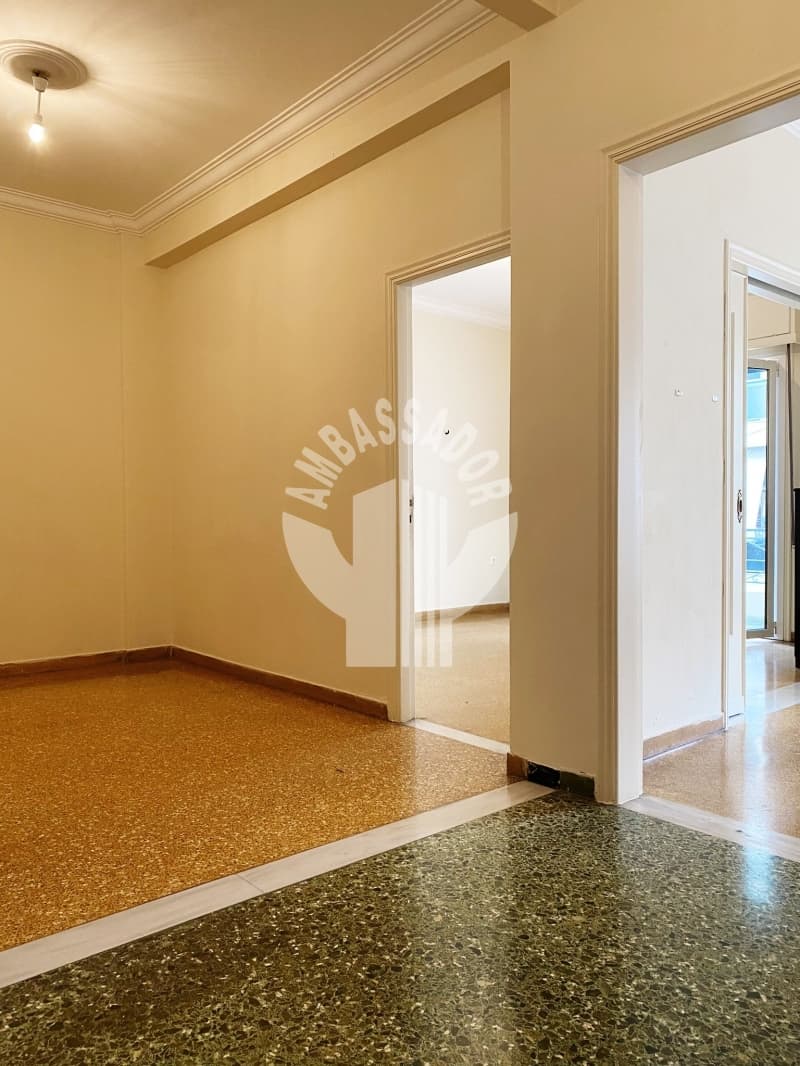 Apartment in Elinoroson, Goudi — Photo 2 of 13