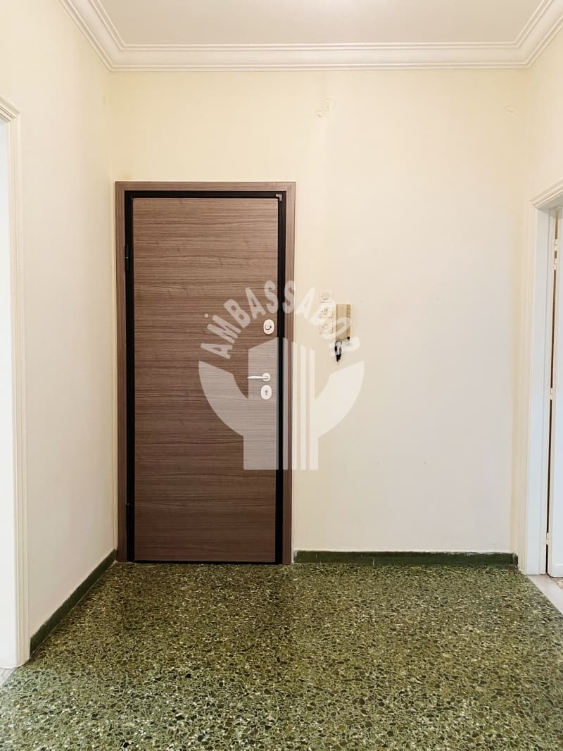 Apartment in Elinoroson, Goudi — Photo 1 of 13