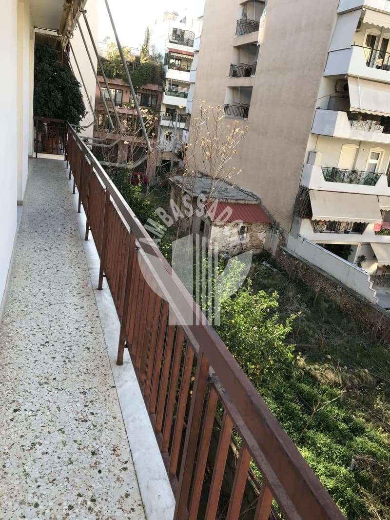 Apartment in Analipsi, Vironas — Photo 5 of 12