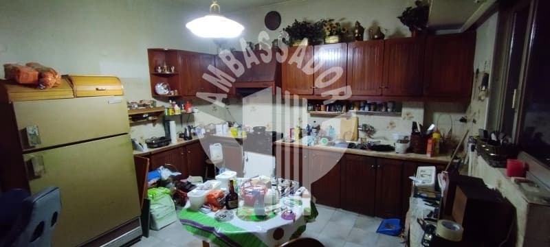 Apartment in Tzitzifies, Moschato — Photo 8 of 13