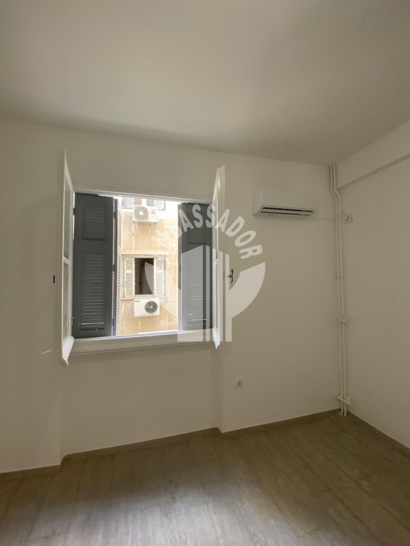 Γραφείο στην Πλατεία Κλαυθμώνος, Κέντρο — Φωτογραφία 9 από 21