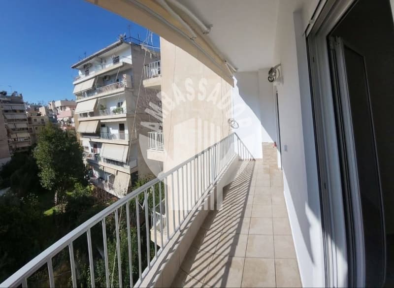 Apartment in Plateia Davaki, Kalithea — Photo 2 of 8