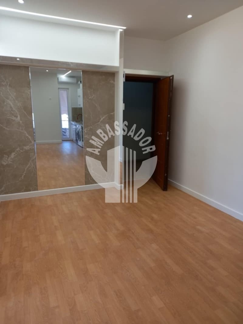 Διαμέρισμα στην Αγία Κυριακή, Παλαιό Φάληρο — Φωτογραφία 8 από 9