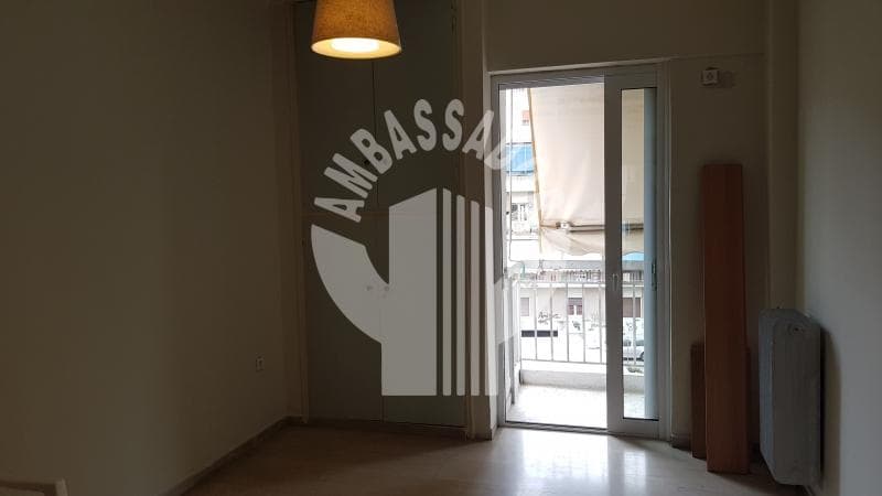 Apartment in Leof. Liosion, Attiki — Photo 6 of 9