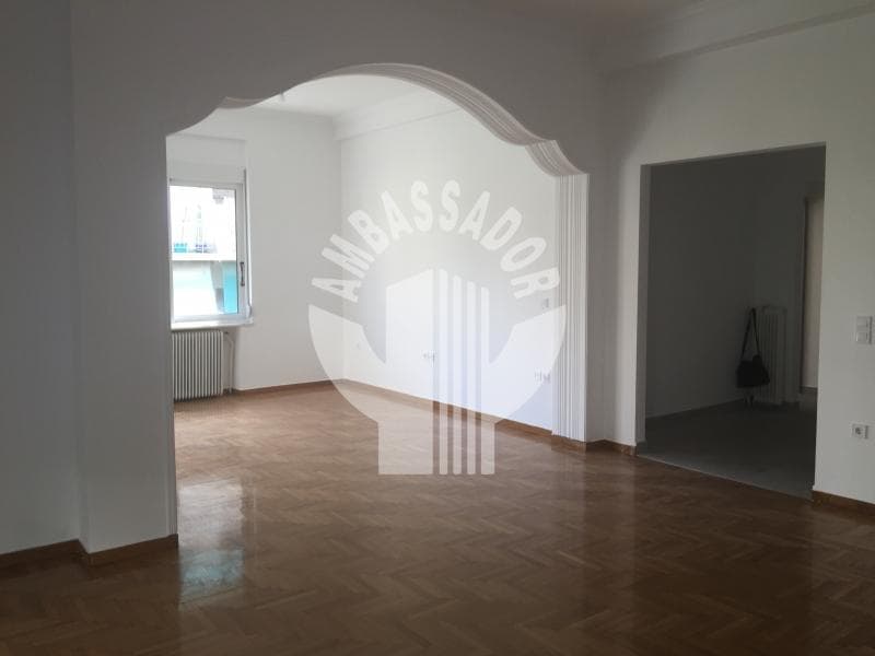 Apartment in Neo Pagkrati, Vironas — Photo 7 of 31