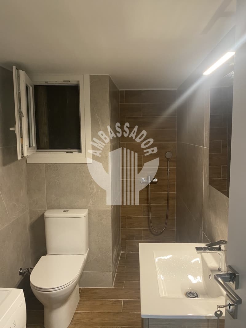 Apartment in Platia Koumoundourou, Kentro — Photo 6 of 13