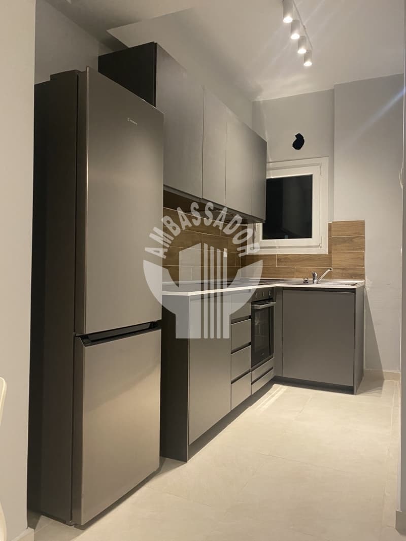 Apartment in Platia Koumoundourou, Kentro — Photo 7 of 13