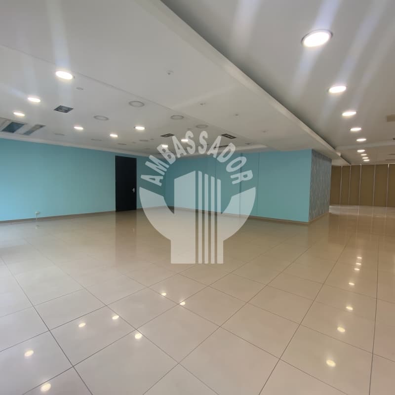 Office in Ampelakia, Alimos — Photo 1 of 26