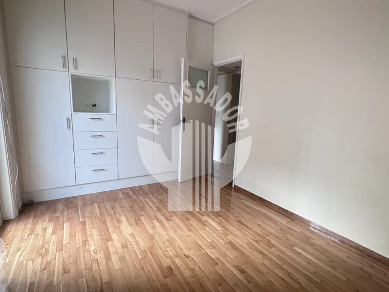 Διαμέρισμα στην Πυρνάρι, Γλυφάδα — Φωτογραφία 1 από 2